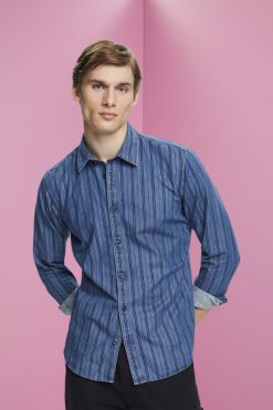 Esprit Men Slim fit denim shirt with stripes Navy Shirts D2B4J4717