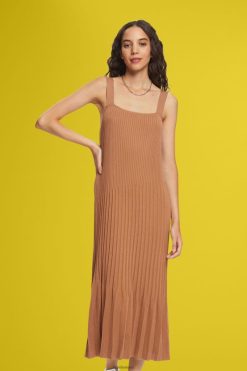 Esprit Women Pleated strap dress Brown Dresses D2B4J4491